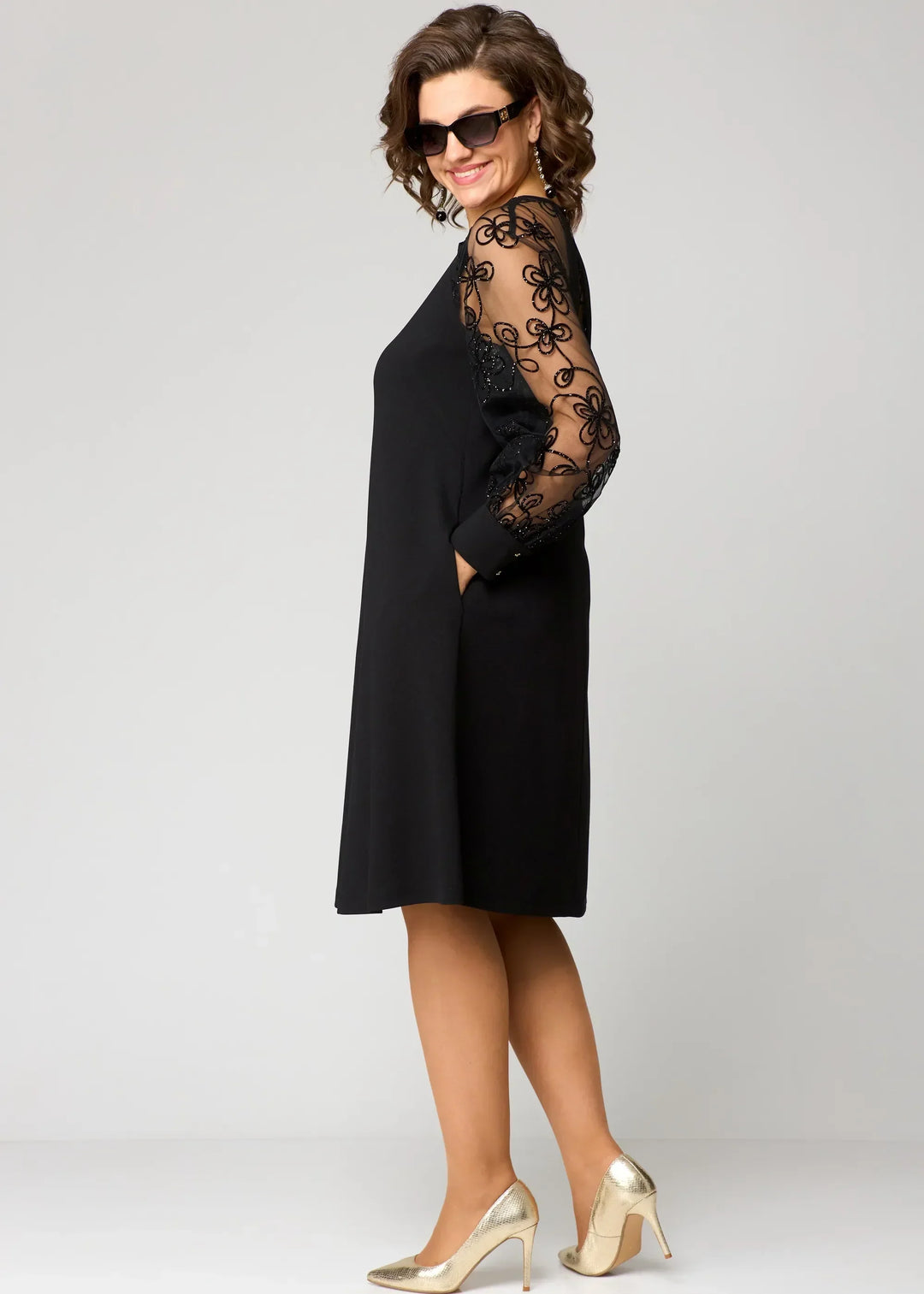Asterope - Elegant Lace Dress