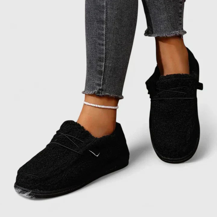 Nia | Supporting Loafers