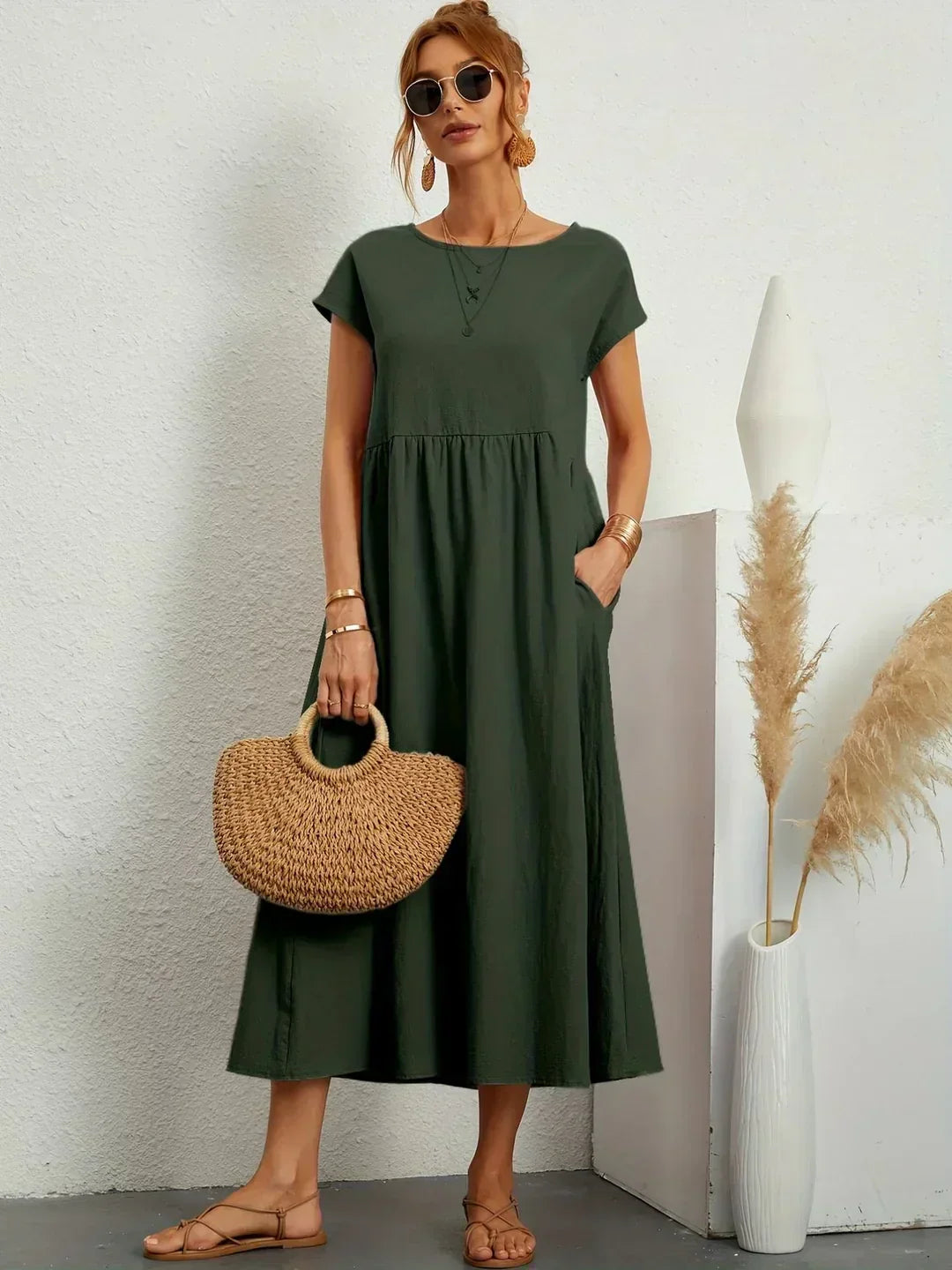 Robe midi Gabriella à l'élégance intemporelle