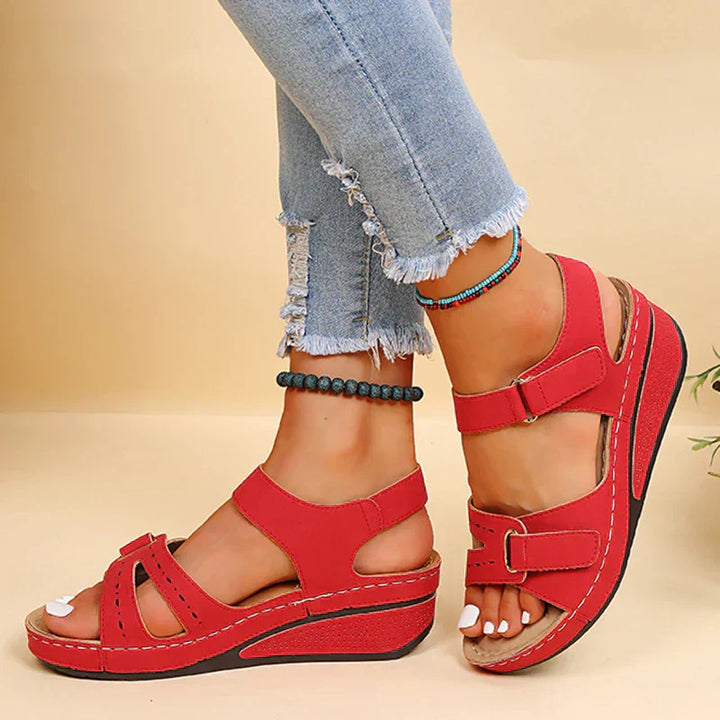 Calyna | Supporting Sandals™