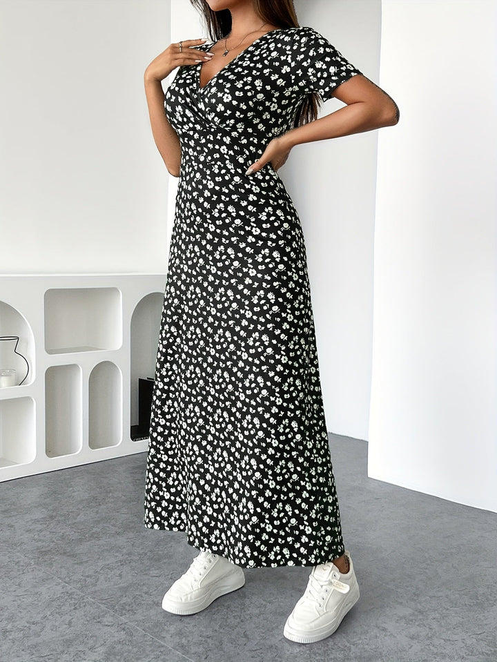 Eurynomeis - Elegant Floral Maxi Dress