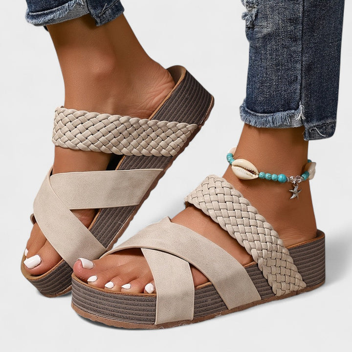 Laura | Leather Supporting Sandals