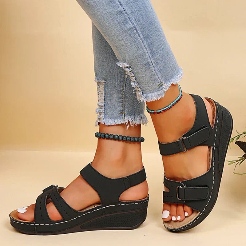 Calyna | Supporting Sandals™ - ByClothique