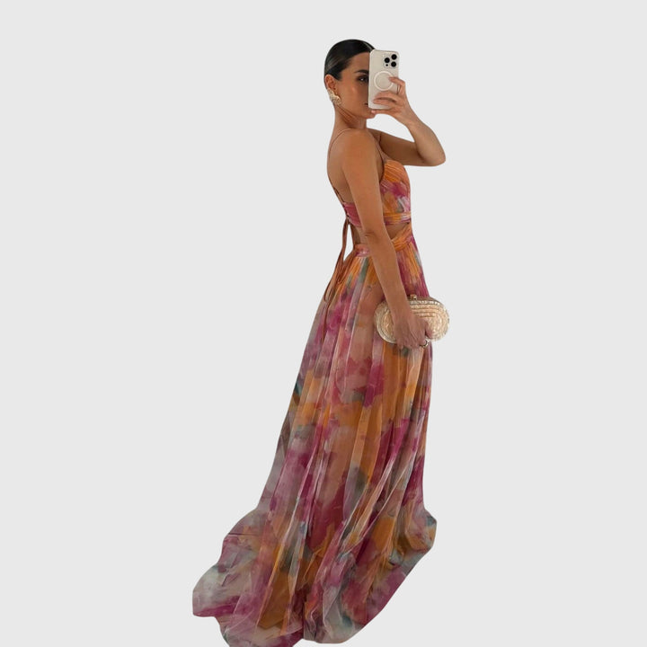 Kallistoessa - Elegant Maxi Dress
