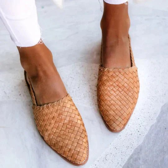 Lyn | Artisan Crafted Flat Sandals™ - ByClothique