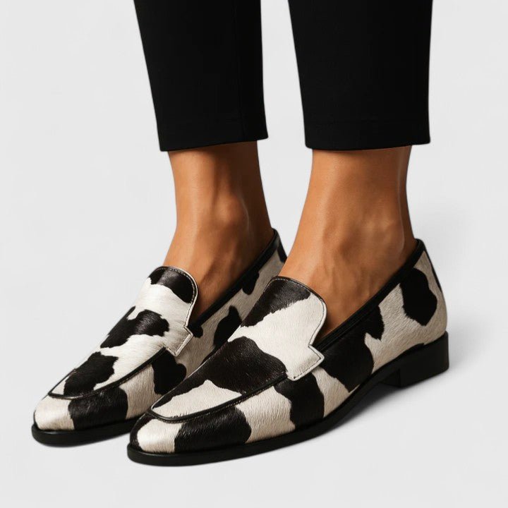 Quinzee | Cushioned Elegance Loafers - ByClothique